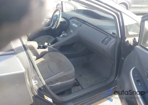 2010 Toyota Prius Iii z USA, uszkodzony, nr VIN JTDKN3DU6A5113934